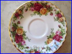 Royal Albert China OLD COUNTRY ROSES 20 Pc Place Set Service / 4 NEW / BOX