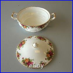 Royal Albert China OLD COUNTRY ROSES Covered Vegetable Casserole withLid