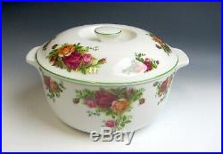 Royal Albert China OLD COUNTRY ROSES WHITE GREEN TRIM Round Covered Casserole1.5