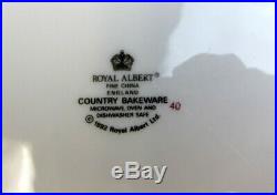 Royal Albert China OLD COUNTRY ROSES WHITE GREEN TRIM Round Covered Casserole1.5