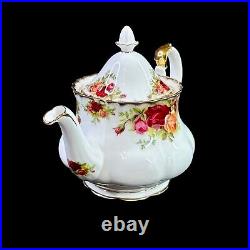Royal Albert China Old Country Roses 1962 Rare 2 Cup Teapot 5½ inches