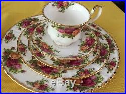 Royal Albert China Old Country Roses 4 five piece place settings, 20 pieces