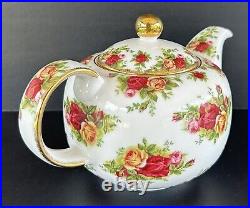 Royal Albert Country Roses Tea Pot Roses All Over