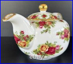 Royal Albert Country Roses Tea Pot Roses All Over