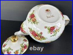 Royal Albert Country Roses Tea Pot Roses All Over