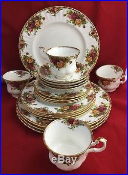 Royal Albert DOulton Old Country Roses 20 pieces place setting for 4 England Royal Albert DOulton Old Country Roses 20 pieces place setting for 4 England