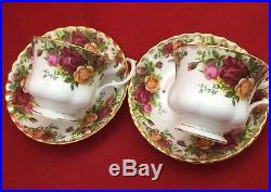 Royal Albert DOulton Old Country Roses 20 pieces place setting for 4 England