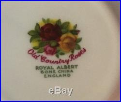 Royal Albert DOulton Old Country Roses 20 pieces place setting for 4 England Royal Albert DOulton Old Country Roses 20 pieces place setting for 4 England