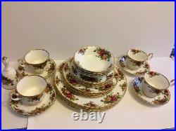 Royal Albert DOulton Old Country Roses 25pieces place setting for 4 England