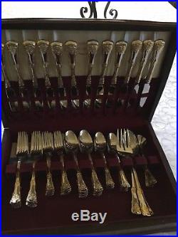 Royal Albert DOulton Old Country Roses Flatware 65 Pieces For 12