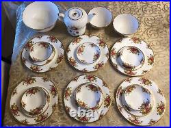 Royal Albert Doulton Old Country Roses 22 Pieces Oriental Dinner Set