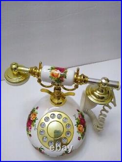 Royal Albert Doulton Old Country Roses Porcelain Cradle Telephone Model R-100CR