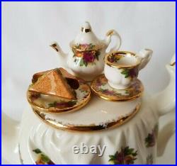 Royal Albert Earthenware Old Country Roses Novelty Tea & Sandwiches Teapot