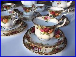 Royal Albert England Old Country Roses Bone China 22 Piece Tea Set Service for 6