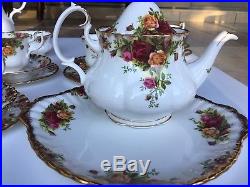 Royal Albert England Old Country Roses Bone China 22 Piece Tea Set Service for 6