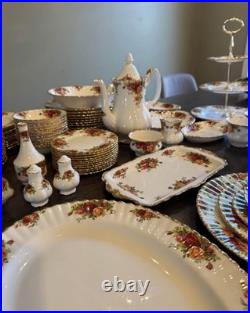 Royal Albert England Old Country Roses Bone China Dinner Set 102 Pieces