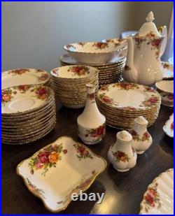 Royal Albert England Old Country Roses Bone China Dinner Set 102 Pieces
