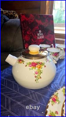 Royal Albert England Old Country Roses Bone China Dinner Set 58 Pieces