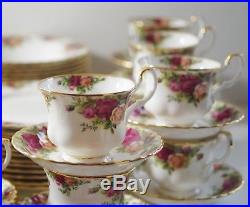Royal Albert England Old Country Roses Service For 12 95 Pieces Soup Bowls