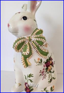Royal Albert Large Old Country Roses Green Gold Bow Bunny Rabbit Figure 12 HTF