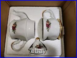 Royal Albert NIB Old Country Roses Chintz Roses Teapot, Cup & Saucer 1998