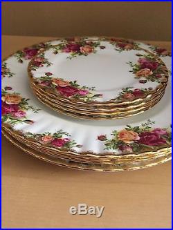 Royal Albert OLD COUNTRY ROSES 16 piece dinnerware