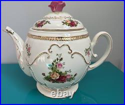 Royal Albert OLD COUNTRY ROSES 1982, Teapot Cookie Jar NEW