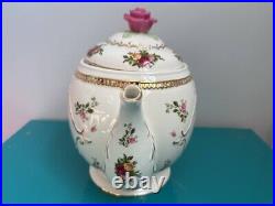 Royal Albert OLD COUNTRY ROSES 1982, Teapot Cookie Jar NEW