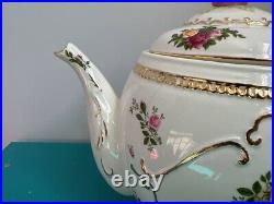 Royal Albert OLD COUNTRY ROSES 1982, Teapot Cookie Jar NEW