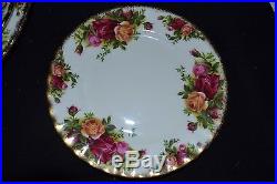 Royal Albert OLD COUNTRY ROSES 20 pcs 4 five pc PLACE SETTINGS ENGLAND EXC COND