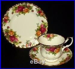 Royal Albert OLD COUNTRY ROSES 23 Piece Tea Set with Large Teapot