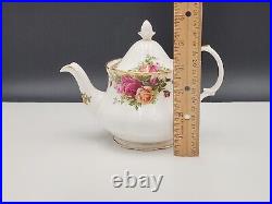 Royal Albert OLD COUNTRY ROSES 5 1/5 Small 2C Teapot Sugar, Creamer, cup, sauce