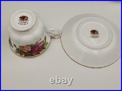 Royal Albert OLD COUNTRY ROSES 5 1/5 Small 2C Teapot Sugar, Creamer, cup, sauce