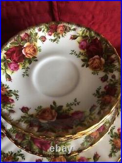 Royal Albert OLD COUNTRY ROSES 5 Piece Set 4 PLACE SETTINGS 20 Piece Set
