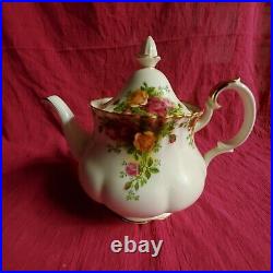 Royal Albert OLD COUNTRY ROSES 6 Cup Teapot