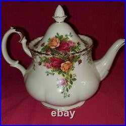 Royal Albert OLD COUNTRY ROSES 6 Cup Teapot