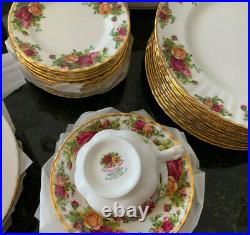 Royal Albert OLD COUNTRY ROSES 8 (5 Piece PLACE SETTING) Bone China, New