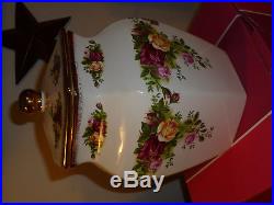 Royal Albert OLD COUNTRY ROSES Bone China 22 piece lot