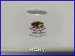 Royal Albert OLD COUNTRY ROSES Covered Cheese Wedge Tray & Domed Lid VGC
