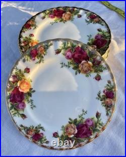 Royal Albert OLD COUNTRY ROSES England 56 PIECE DINNERWARE SET Pristine