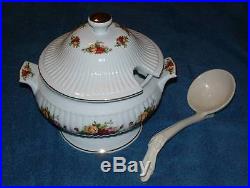 Royal Albert OLD COUNTRY ROSES Large Round Soup Tureen With Lid Excellent