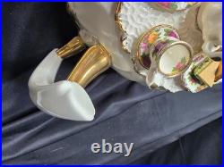 Royal Albert OLD COUNTRY ROSES Large Victorian Tea Table Teapot XL 6 Cups