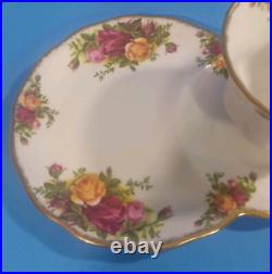 Royal Albert OLD COUNTRY ROSES Luncheon Snack Plate with Tea/Coffee Cup SET 2 Royal Albert OLD COUNTRY ROSES Luncheon Snack Plate with Tea/Coffee Cup SET 2