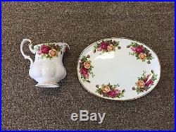 Royal Albert OLD COUNTRY ROSES Pattern 56 Pc Excellent Condition