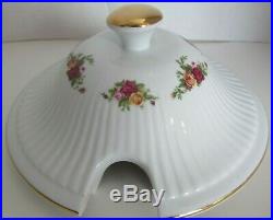 Royal Albert OLD COUNTRY ROSES Soup Tureen with Lid Covered Dish England