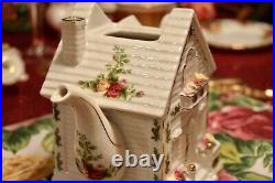 Royal Albert OLD COUNTRY ROSES Teapot Old Cottage1962 Vintage China Coffee