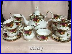Royal Albert OLD COUNTRY ROSES Teapot Sugar Creamer 8 Demitasse Cup 8 Saucer EUC