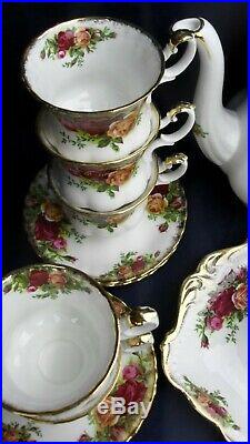 Royal Albert OLD COUNTRY ROSES coffee set for 10 including coffee pot England