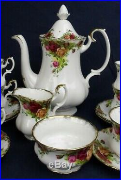 Royal Albert OLD COUNTRY ROSES coffee set for 6 including coffee pot England 1st