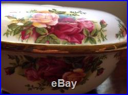 Royal Albert OLD COUNTRY ROSES serving covered casserole vegetable with tag 2 qt